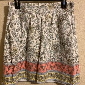 Loft Outlet Short A-Line Skirt with Two Front Pockets, size Small